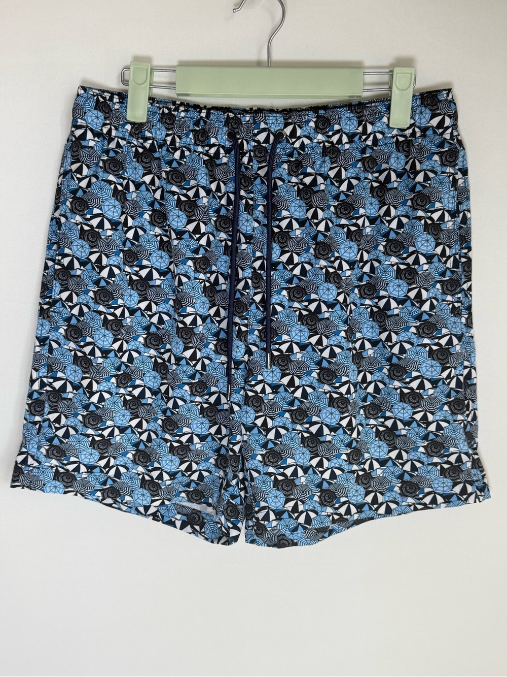 Mr. Swim, swim trunks • Men’s medium